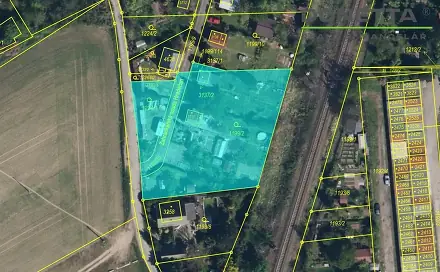 Prodej stavebního pozemku 2 249 m², Hradec Králové