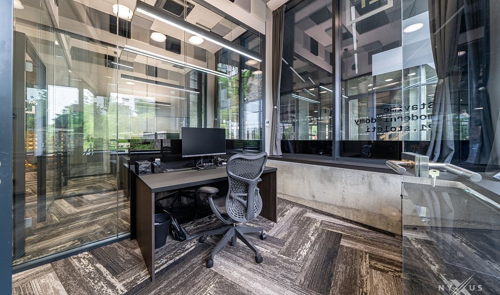 Pronájem kanceláře 177 m², Praha – náhled fotky 11