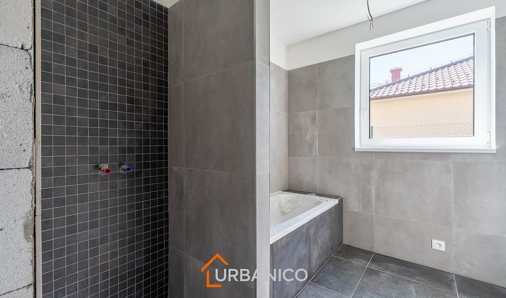 Prodej domu 230 m² s pozemkem 1 000 m², Kupařovice – náhled fotky 16