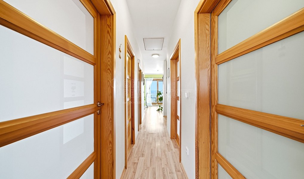 Prodej domu 200 m² s pozemkem 884 m², Drahanovice – náhled fotky 24