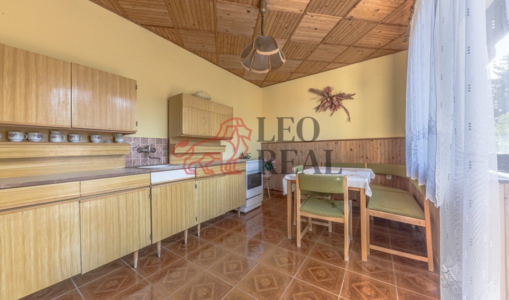 Prodej domu 250 m² s pozemkem 496 m², Rovensko pod Troskami – náhled fotky 14