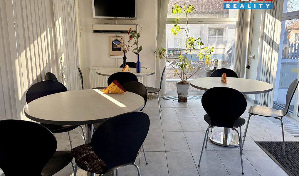 Pronájem kanceláře 180 m², Pardubice – náhled fotky 10