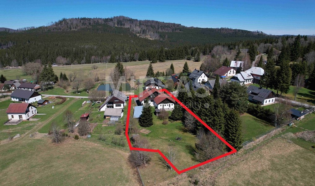 Prodej domu 444 m² s pozemkem 2 226 m², Stožec – náhled fotky 3