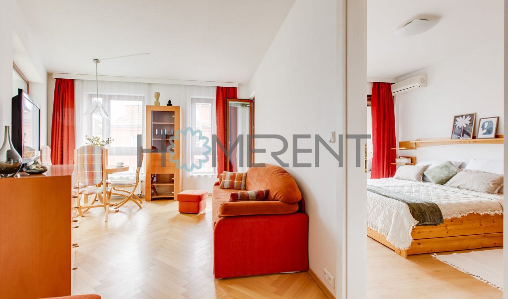 Pronájem bytu 3+kk 53 m², Praha – náhled fotky 2