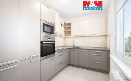 Prodej bytu 3+1 66 m², Hráského, Benešov