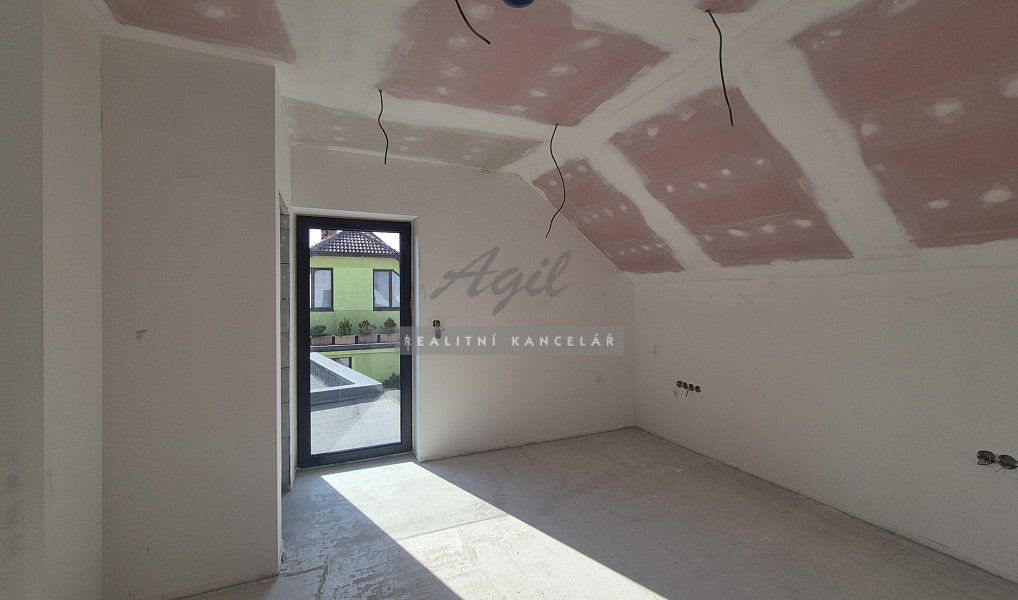 Prodej domu 319 m² s pozemkem 319 m², Slavkov u Brna – náhled fotky 24