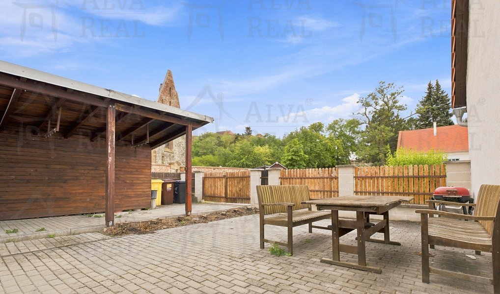 Prodej domu 141 m² s pozemkem 984 m², Dolní Kounice – náhled fotky 22