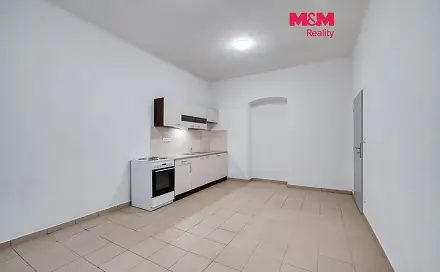Prodej obchodních prostor 46 m², Koperníkova, Plzeň - Jižní Předměstí