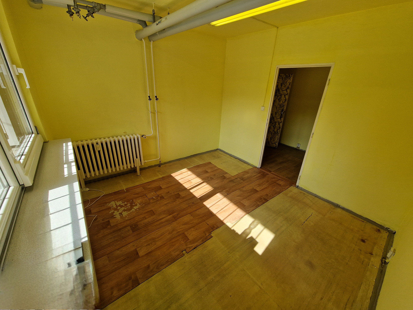 Pronájem obchodních prostor 20 m² – fotografie 4