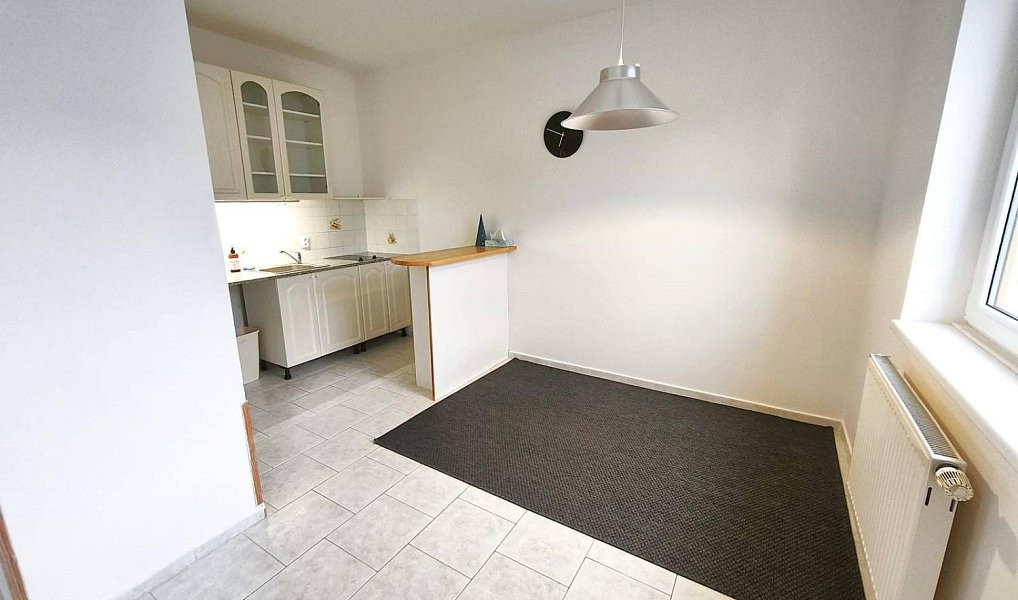 Pronájem bytu 2+kk 53 m², Pardubice – náhled fotky 3