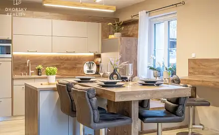 Prodej domu 236 m² s pozemkem 678 m², Koněvova, Mladá Boleslav - Čejetice