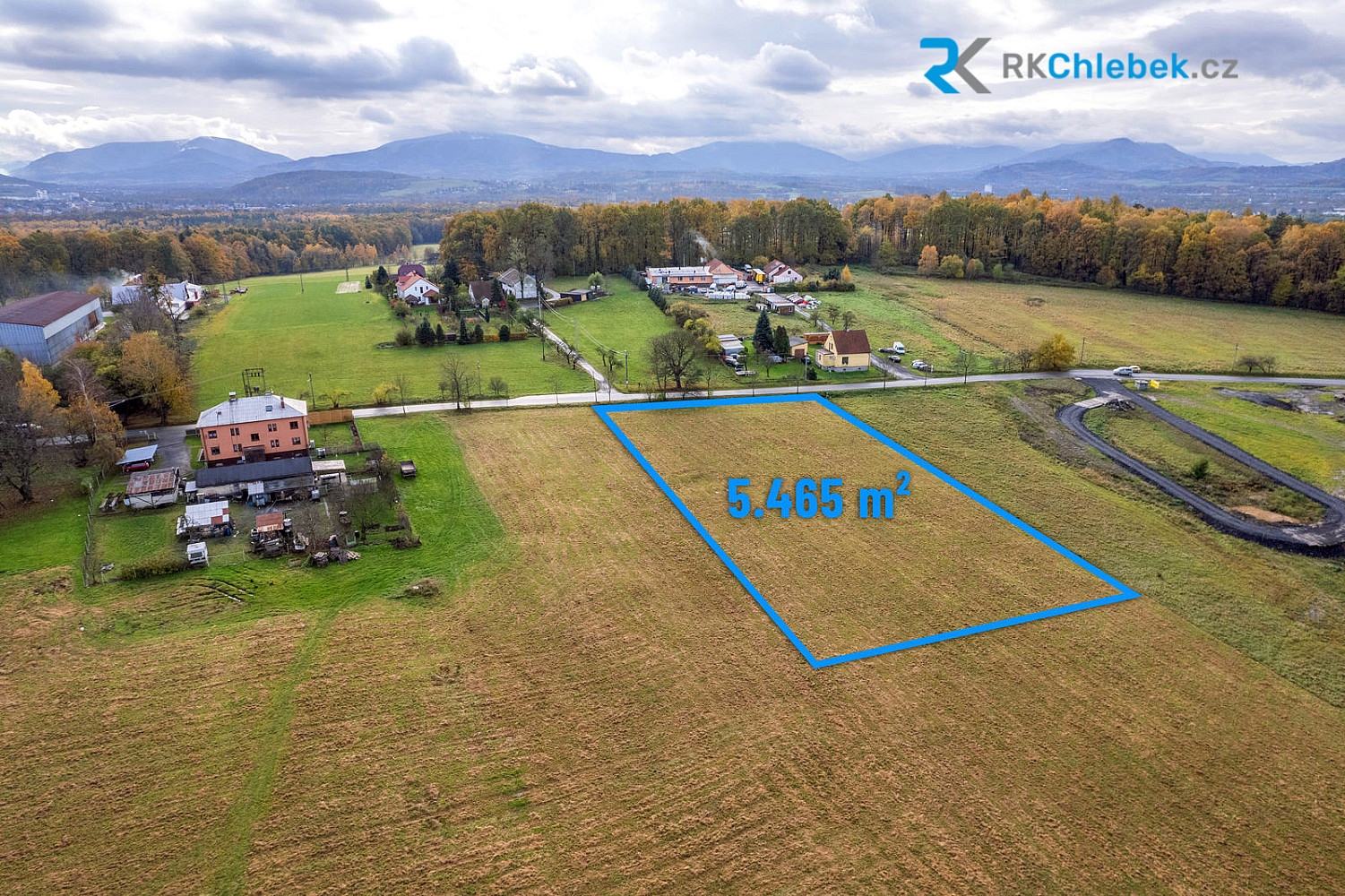 10 rooms, 465.0 m² in Frydek_Mistek