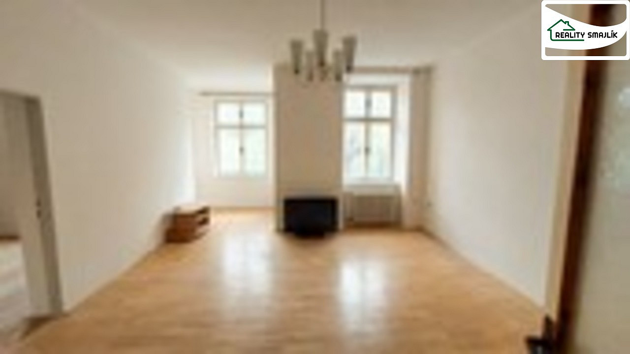 Pronájem bytu 3+1 133 m² – fotografie 3