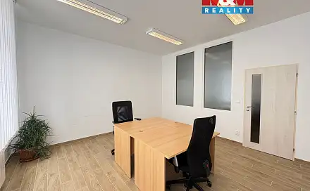 Pronájem kanceláře 21 m², Hlubčická, Krnov - Pod Bezručovým vrchem, okres Bruntál