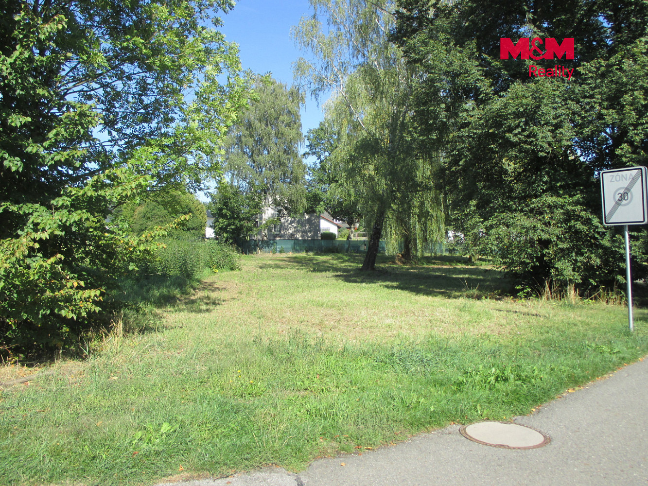 Prodej stavebního pozemku 952 m² – fotografie 2