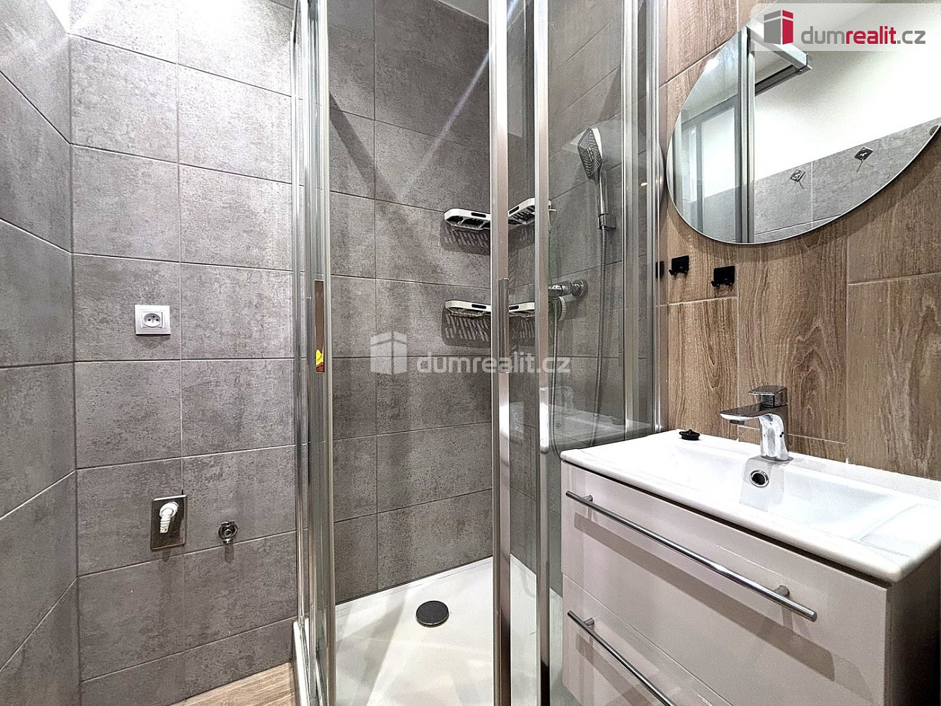 Pronájem bytu 2+1 55 m² — photo 2
