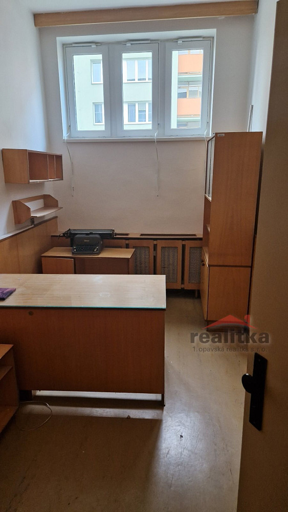 Pronájem skladovacích prostor 110 m² – fotografie 4