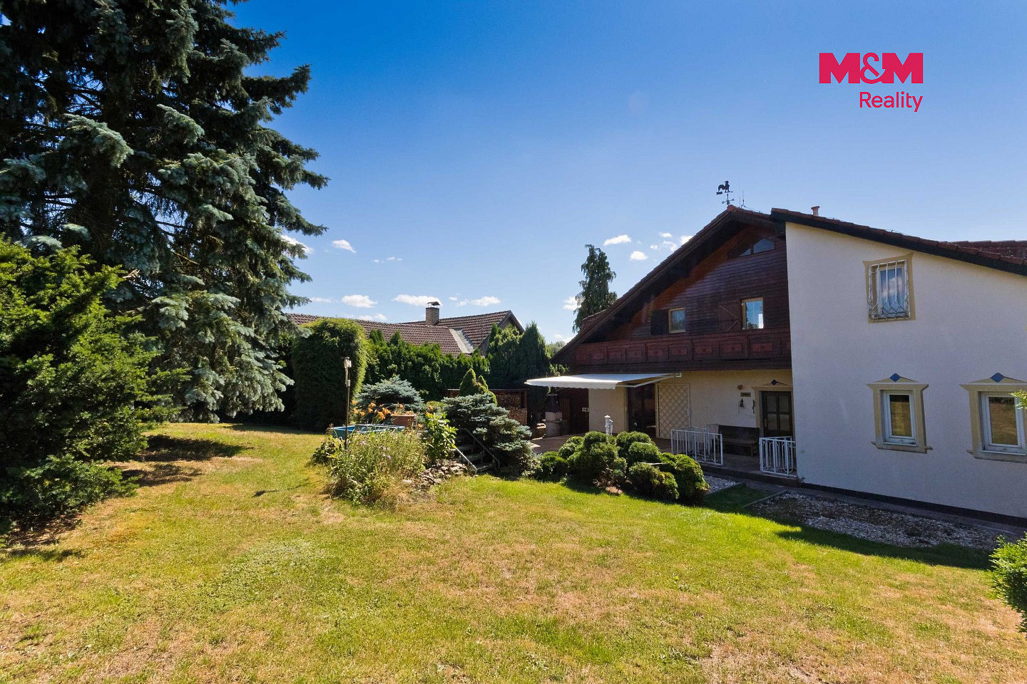 Prodej domu 202 m² s pozemkem 554 m² — photo 2