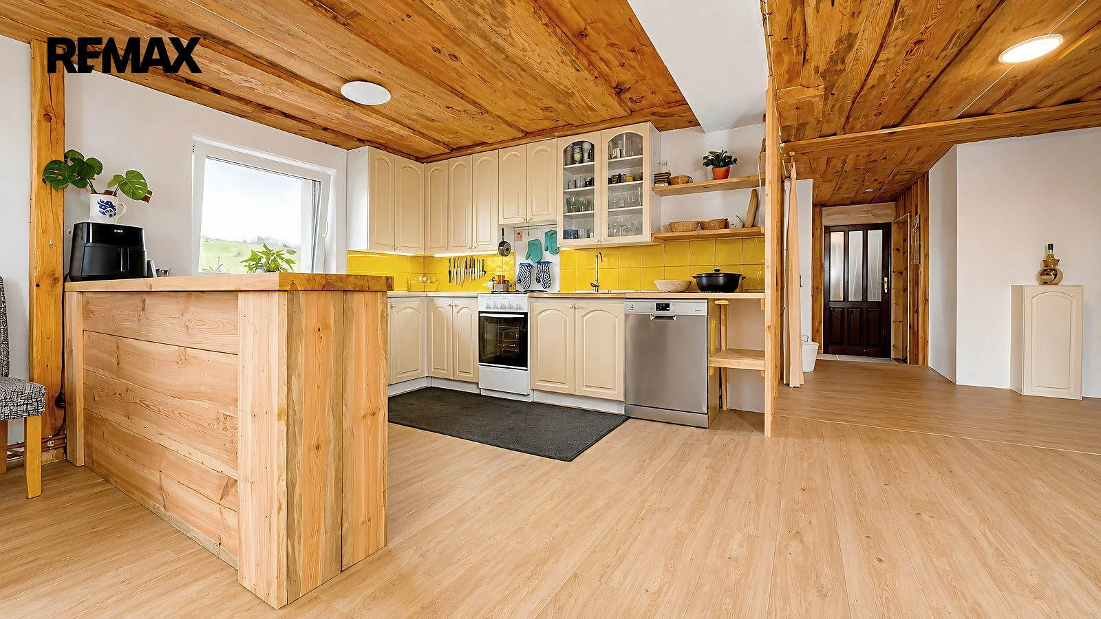 Prodej domu 408 m² s pozemkem 3 192 m² – fotografie 5