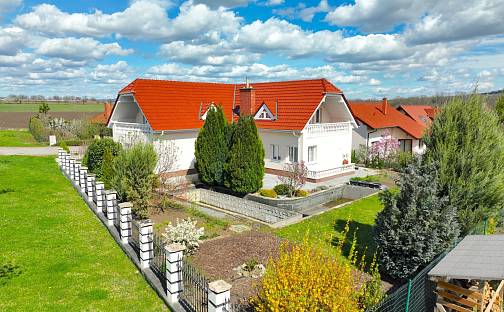 Prodej domu 305 m² s pozemkem 856 m², Borky, Sokolnice, okres Brno-venkov