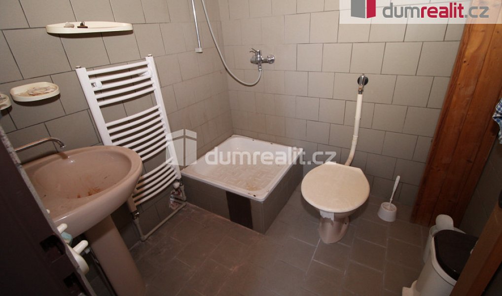 Prodej ubytovacího objektu 1 385 m², Lázně Kynžvart – náhled fotky 30