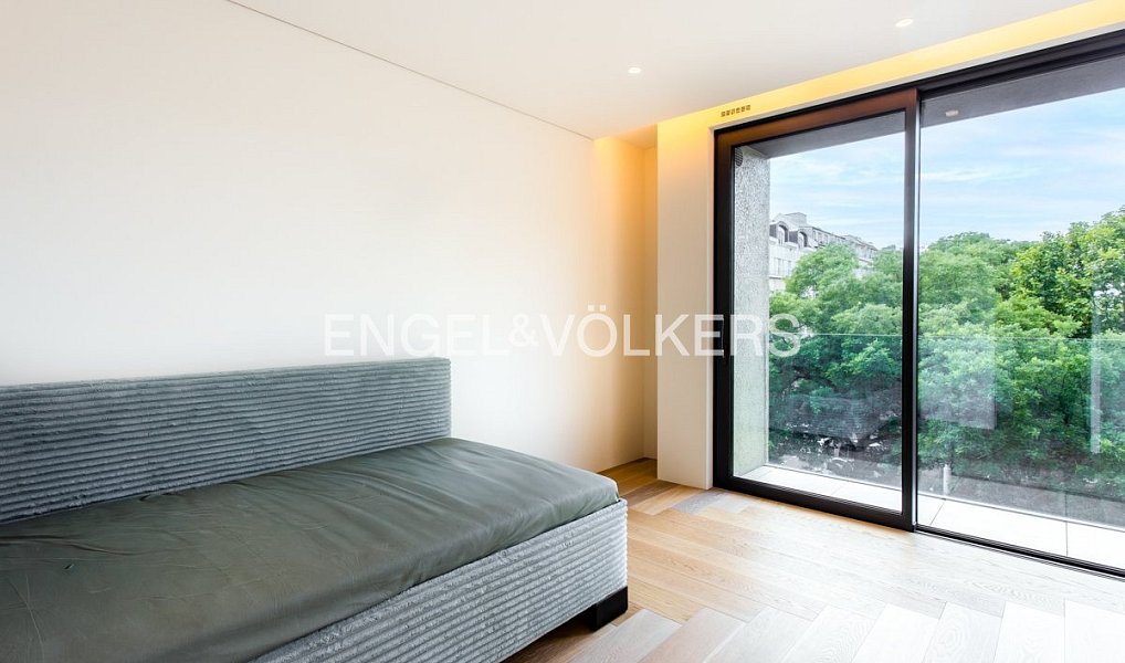 Pronájem bytu 4+kk 144 m², Praha – náhled fotky 10