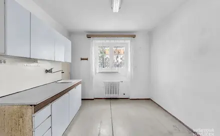 Prodej bytu 3+1 71 m², Na Střezině, Hradec Králové