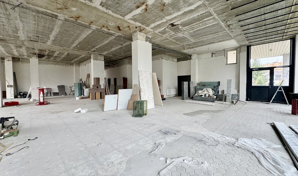 Pronájem obchodních prostor 350 m², Sokolov – náhled fotky 8