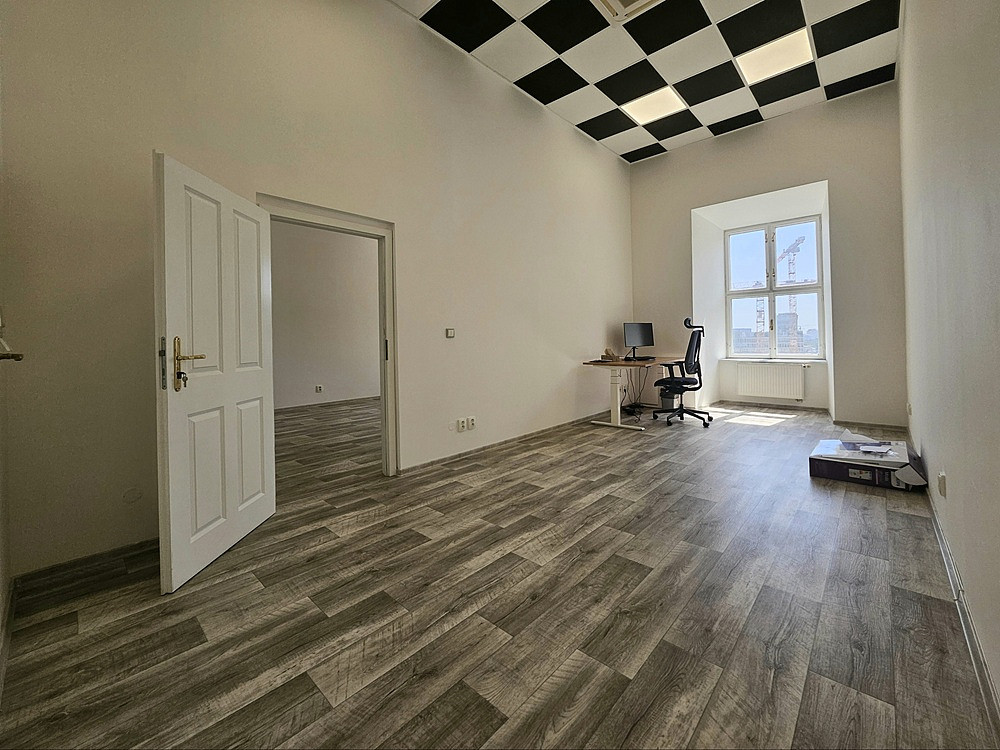 Pronájem kanceláře 49 m² – fotografie 4