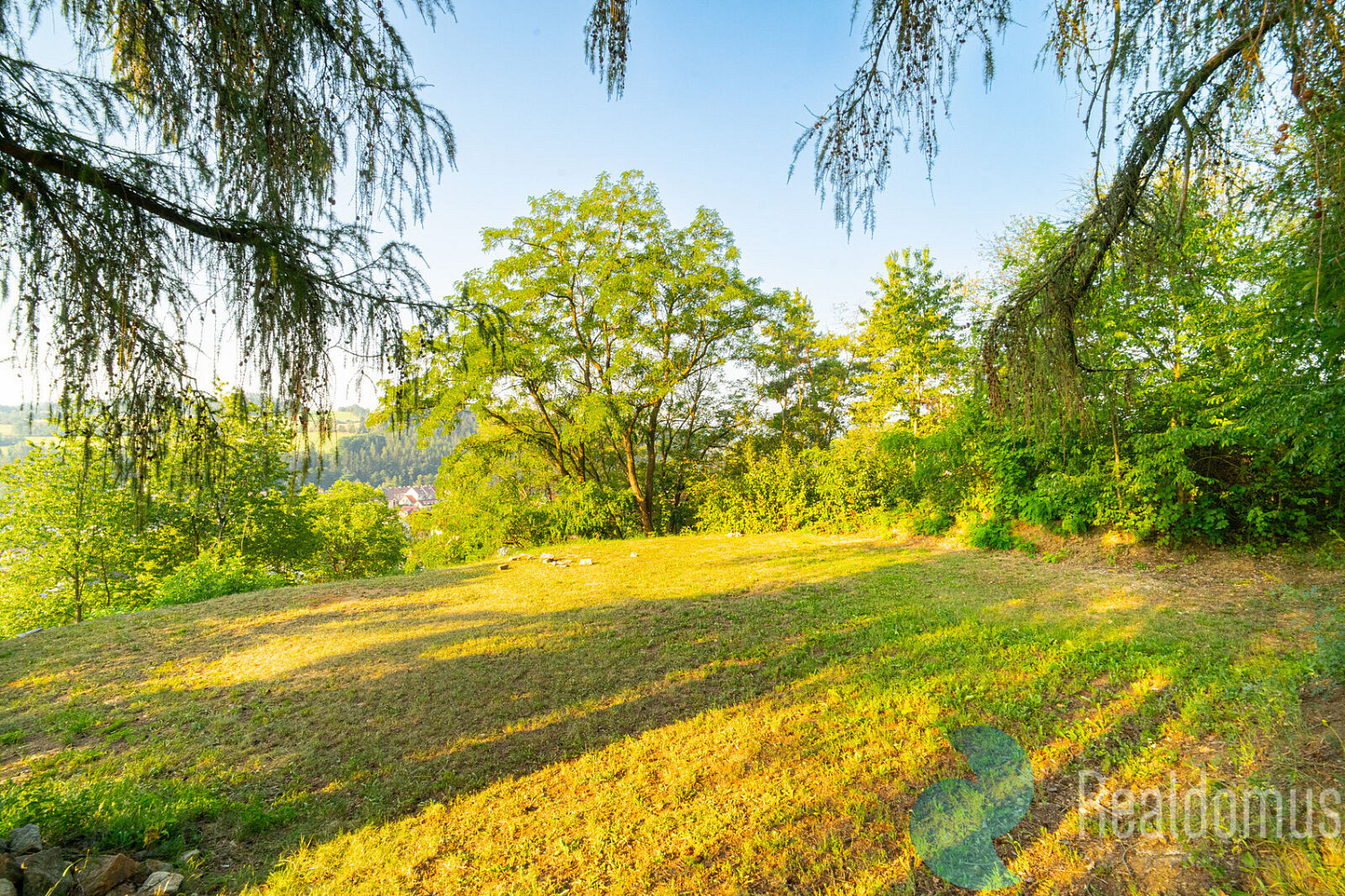 Prodej stavebního pozemku 1 083 m²