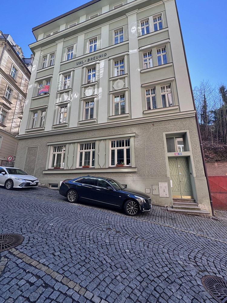 Prodej obchodních prostor 71 m²