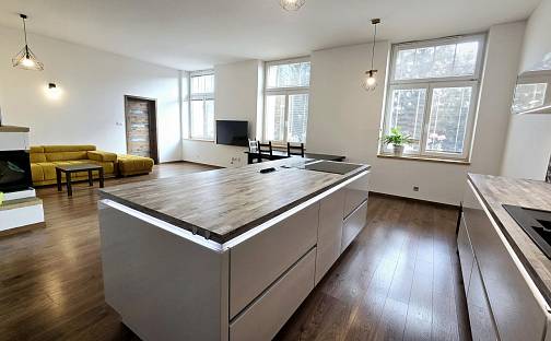 Prodej bytu 2+kk 36 m², Geologa Pošepného, Jilemnice, okres Semily