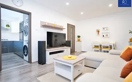 Prodej bytu 3+1 74 m², Nádražní, Šternberk, okres Olomouc