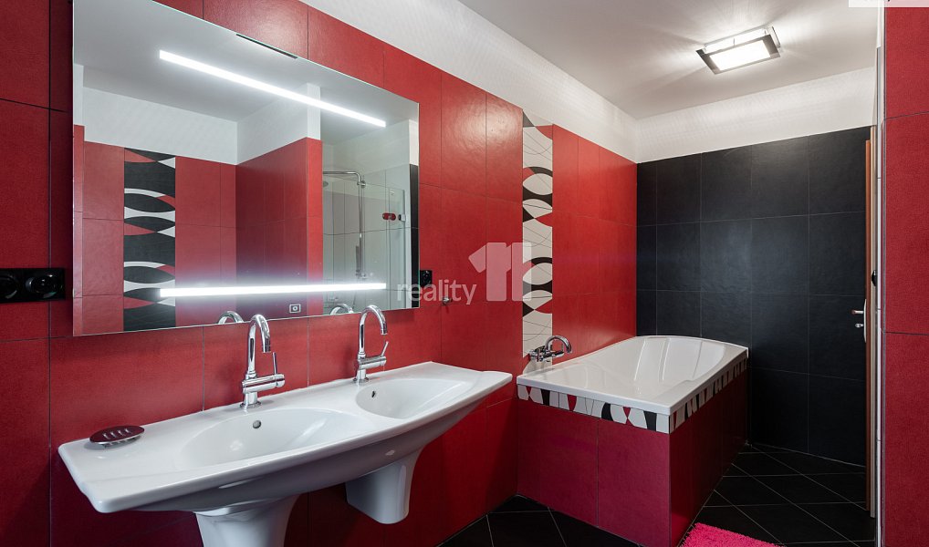 Prodej domu 432 m² s pozemkem 1 354 m², Praha – náhled fotky 21