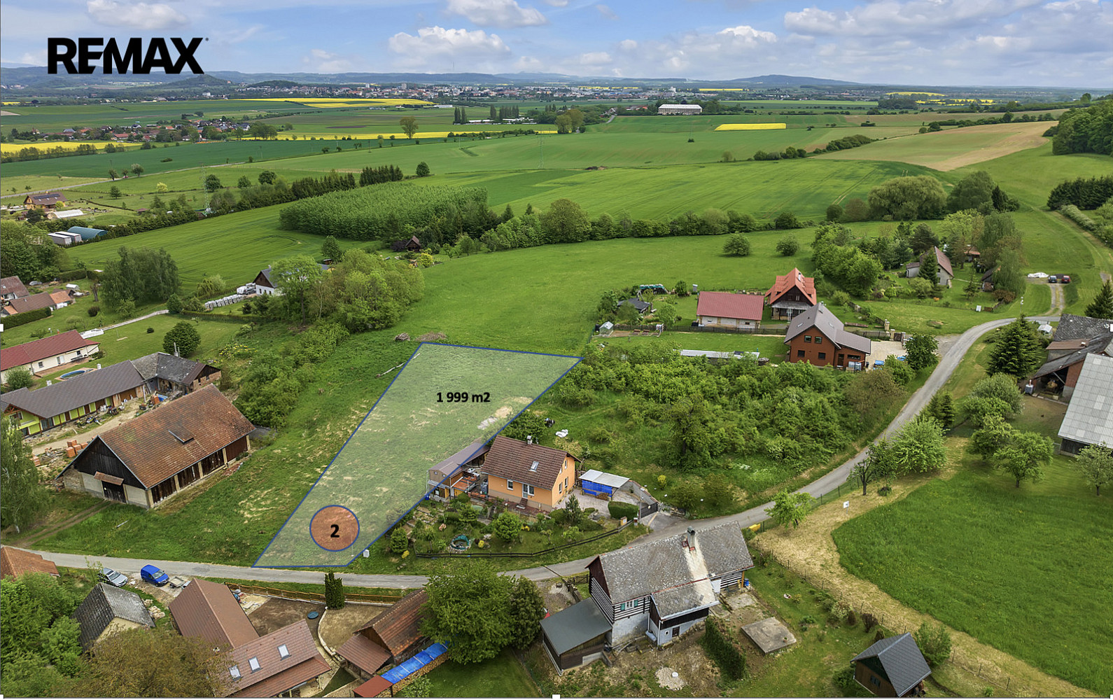Prodej stavebního pozemku 2 000 m² – fotografie 4