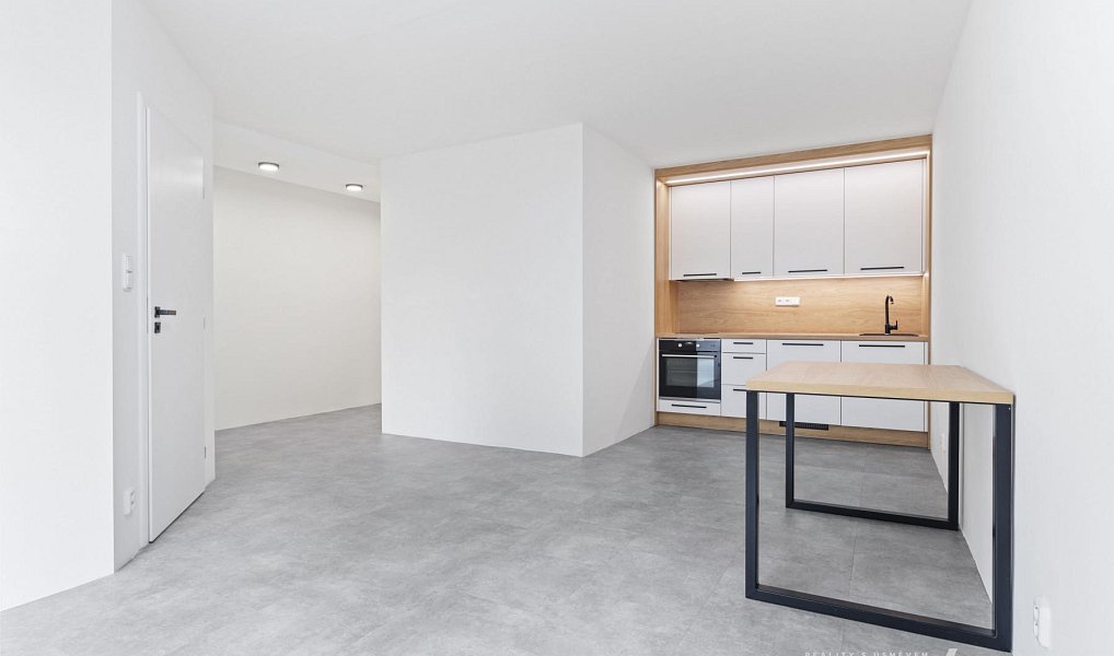 Prodej bytu 2+kk, 47 m², Praha-západ, Hostivice