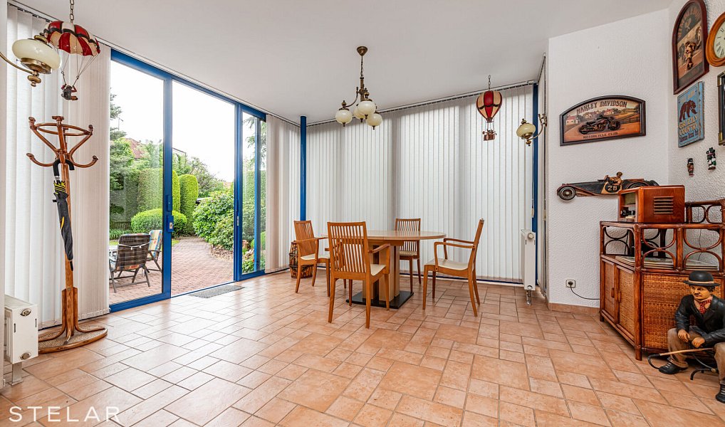Prodej domu 512 m² s pozemkem 973 m², Jesenice – náhled fotky 5