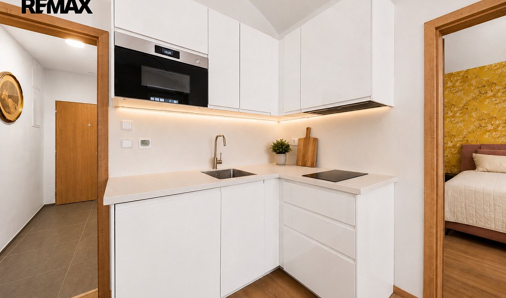 Prodej bytu 2+kk 39 m², Praha – náhled fotky 8