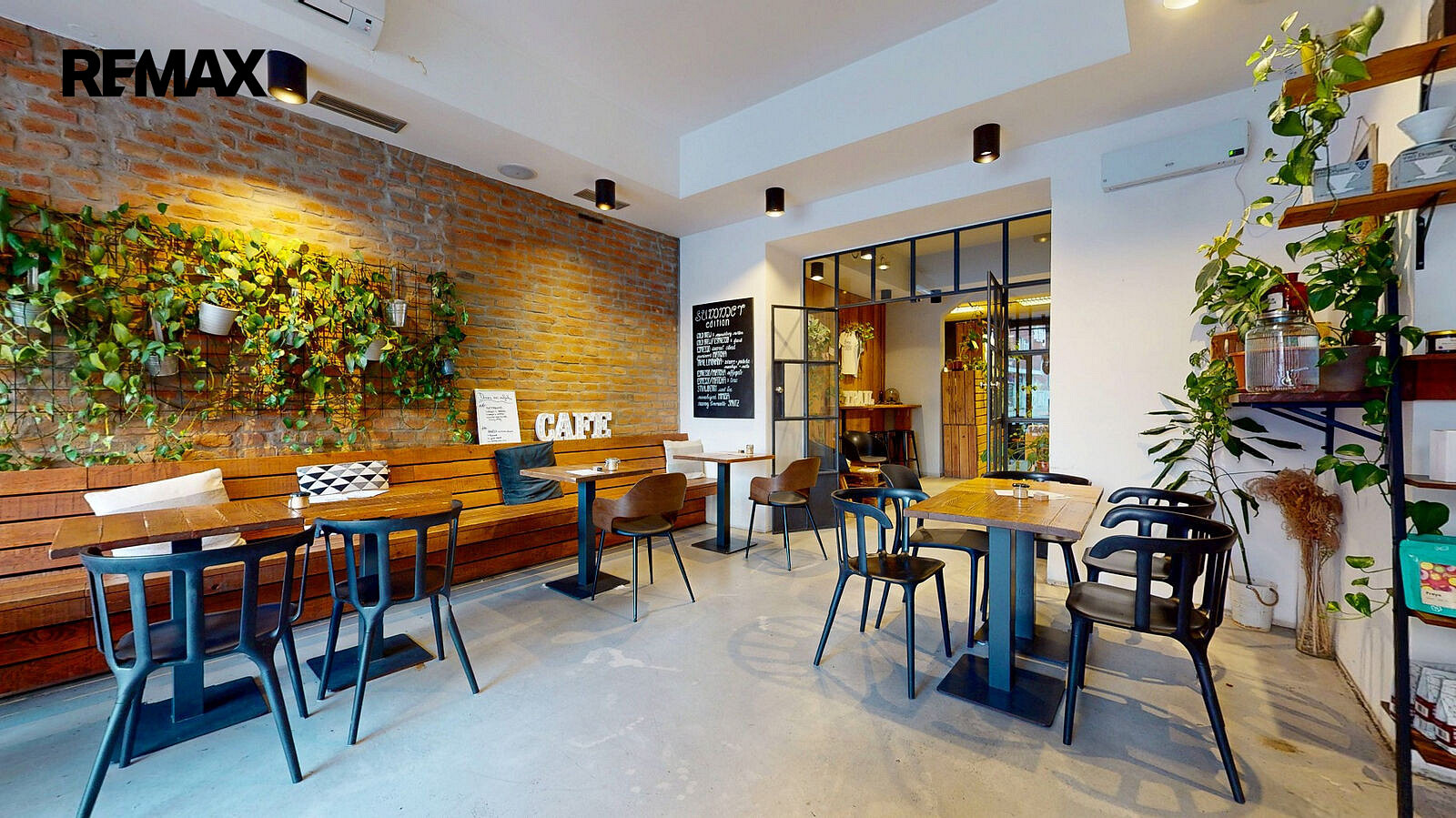 Pronájem restaurace 210 m²