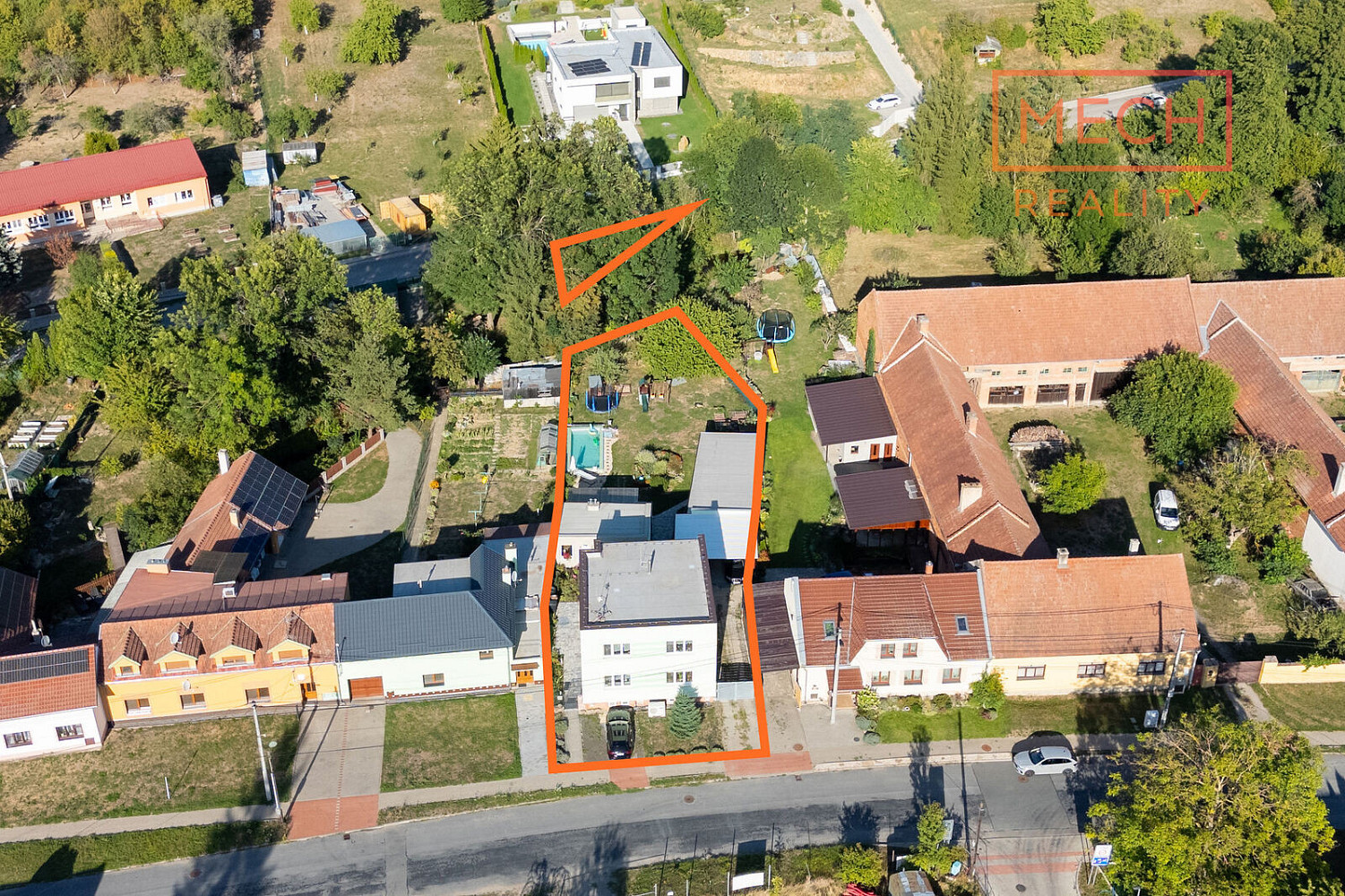 Prodej domu 130 m² s pozemkem 1 168 m²