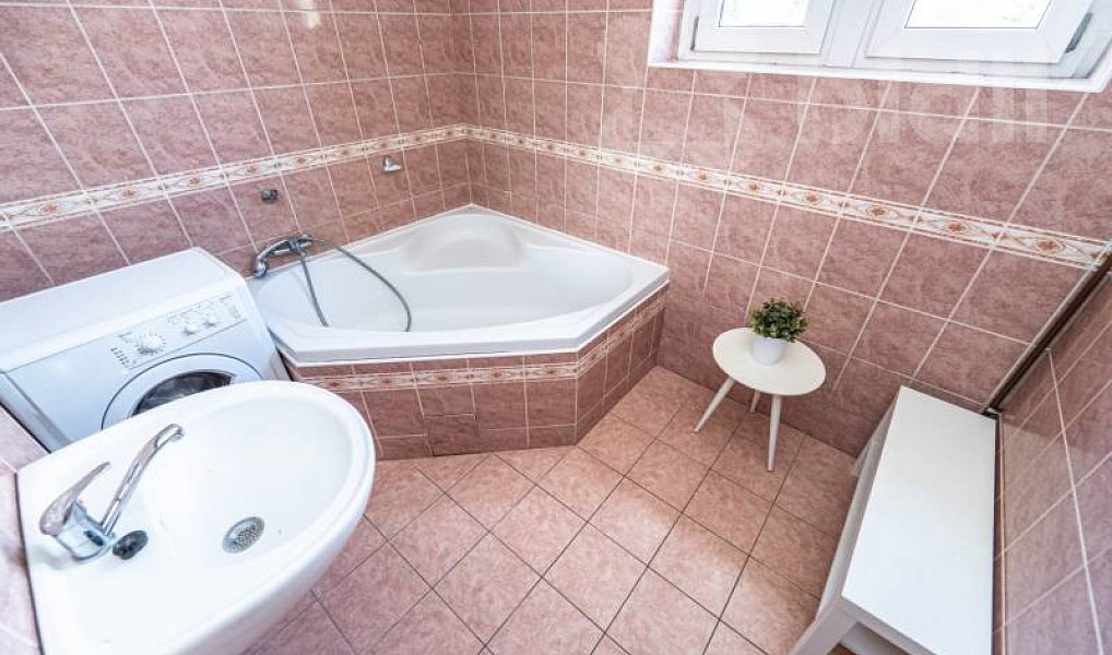 Pronájem bytu 2+kk 46 m², Beroun – náhled fotky 11