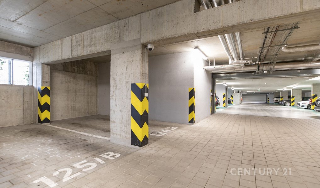Prodej bytu 2+kk 52 m², Praha – náhled fotky 22