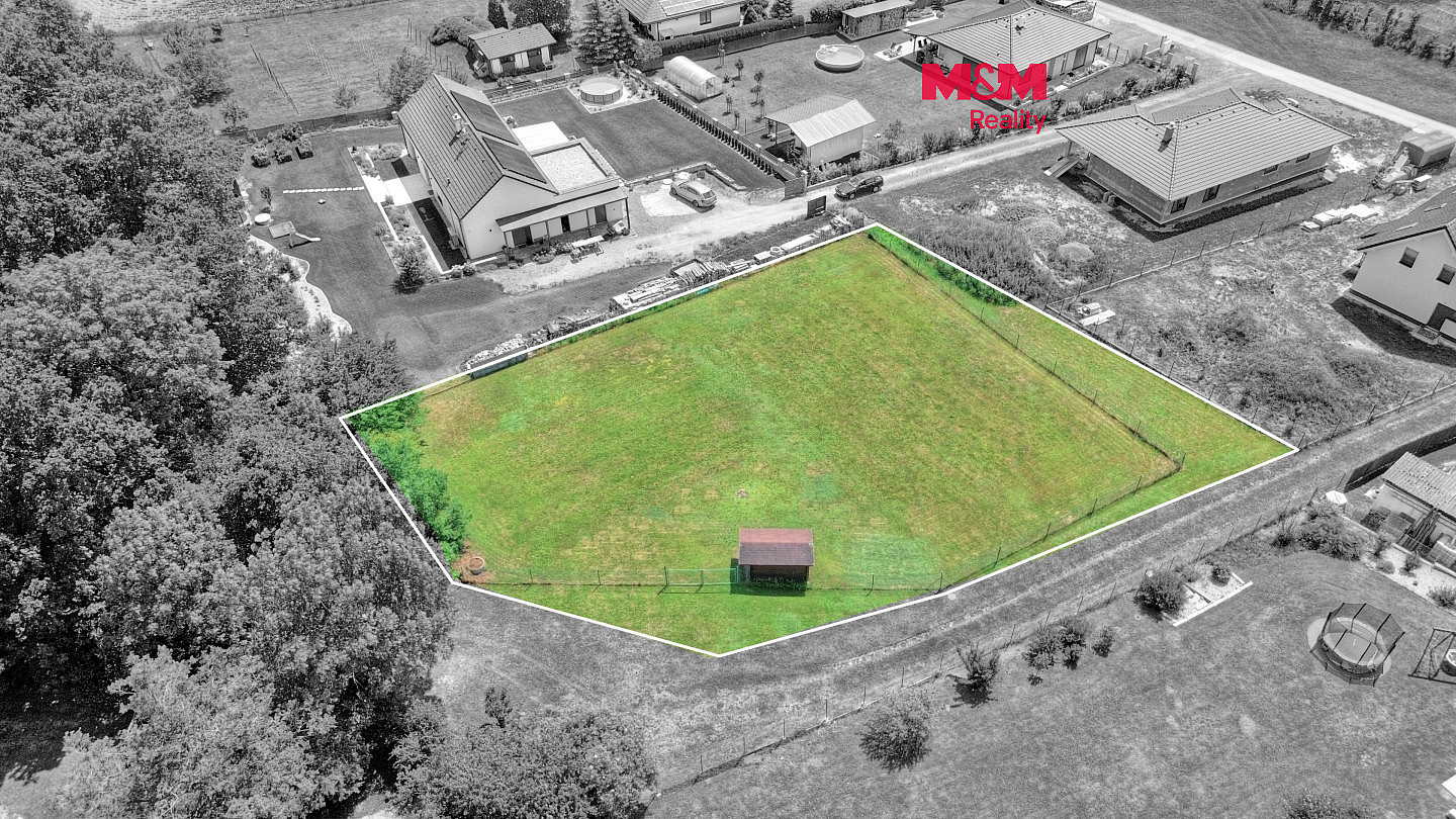 Prodej stavebního pozemku 1 517 m²