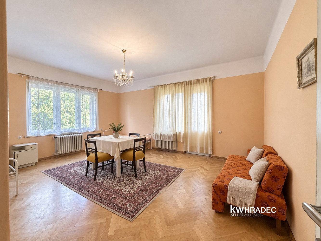 Prodej domu 370 m² s pozemkem 820 m² – fotografie 4