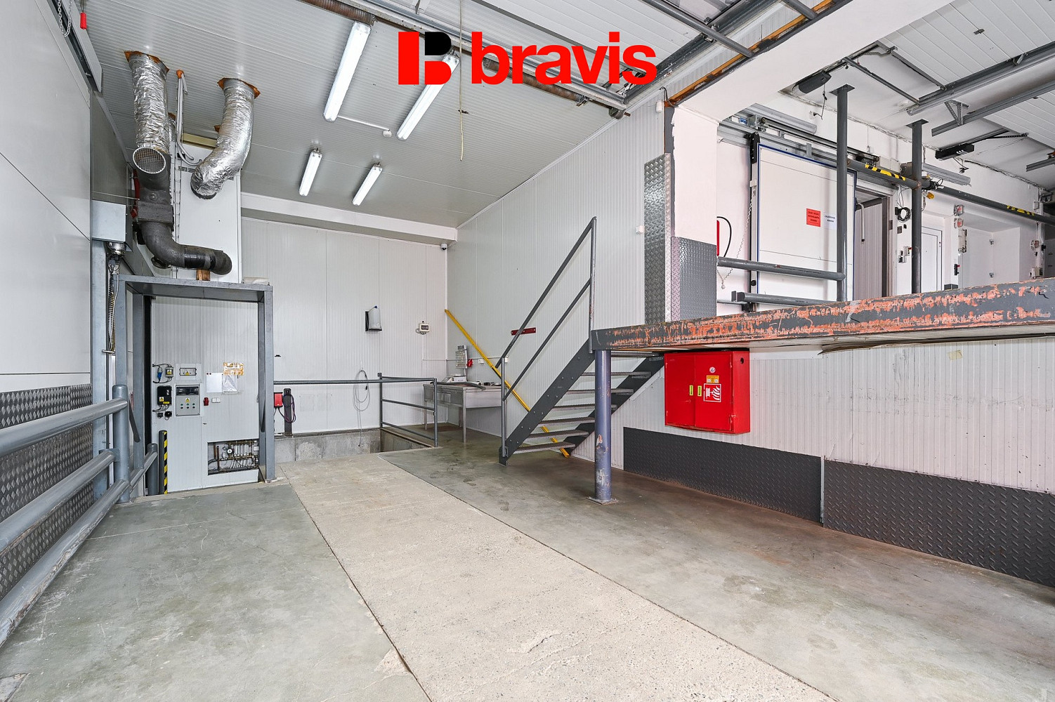 Pronájem skladovacích prostor 1 016 m² — photo 2