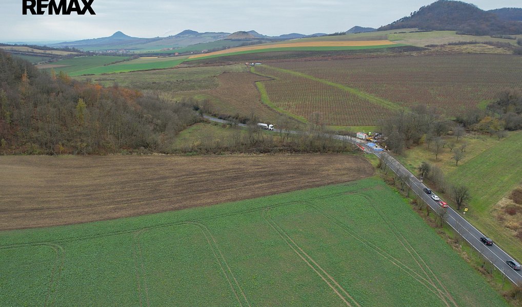 Prodej pozemku 729 m², Želkovice – náhled fotky 4