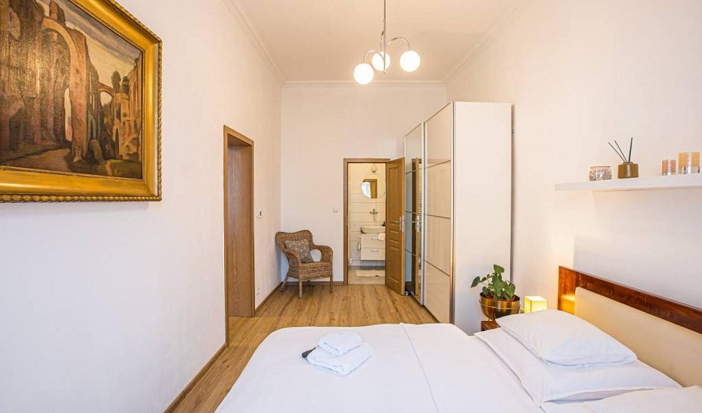 Pronájem bytu 2+1 100 m², Jindřichův Hradec – náhled fotky 9