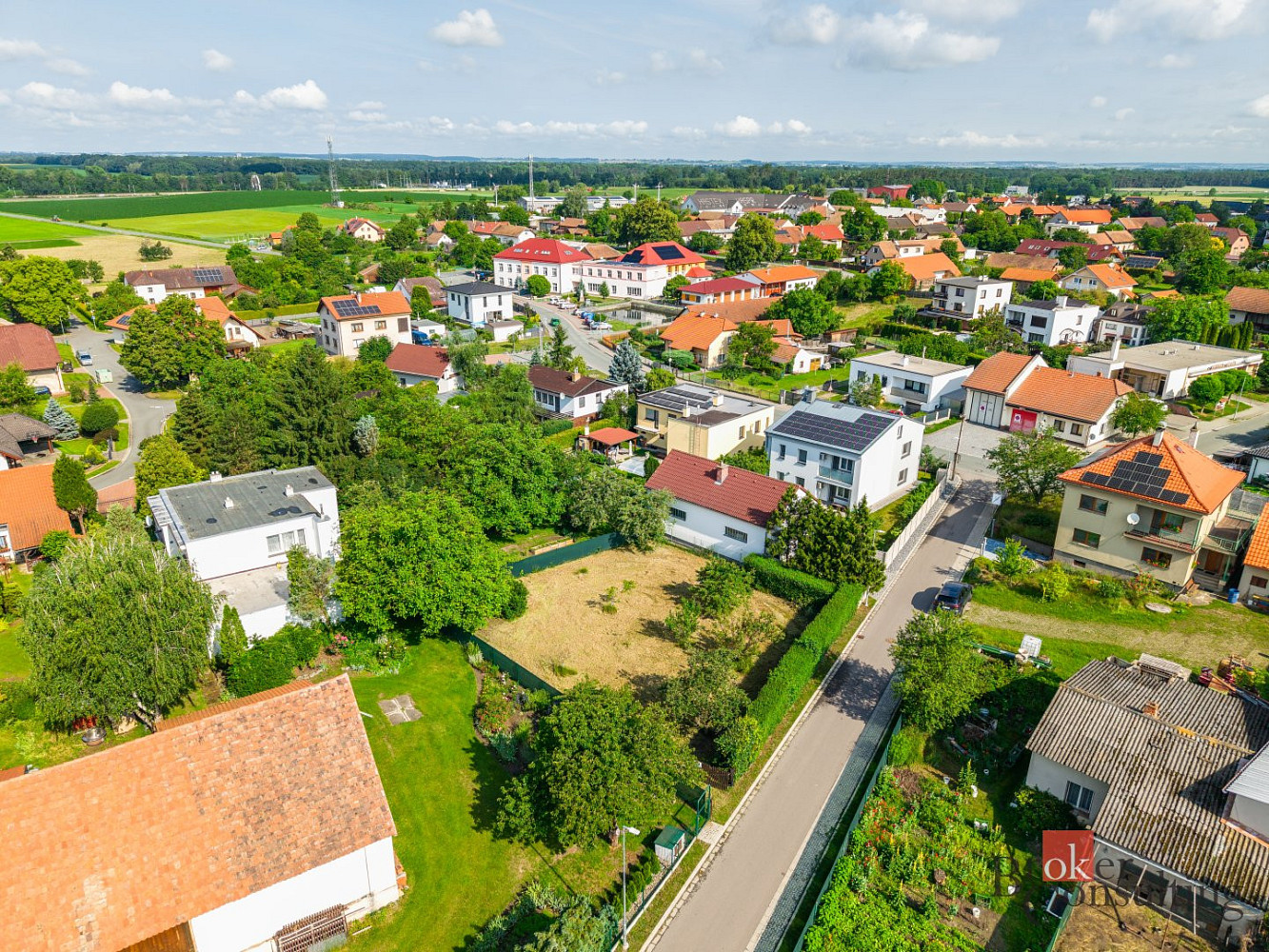 Prodej stavebního pozemku 569 m² – fotografie 3