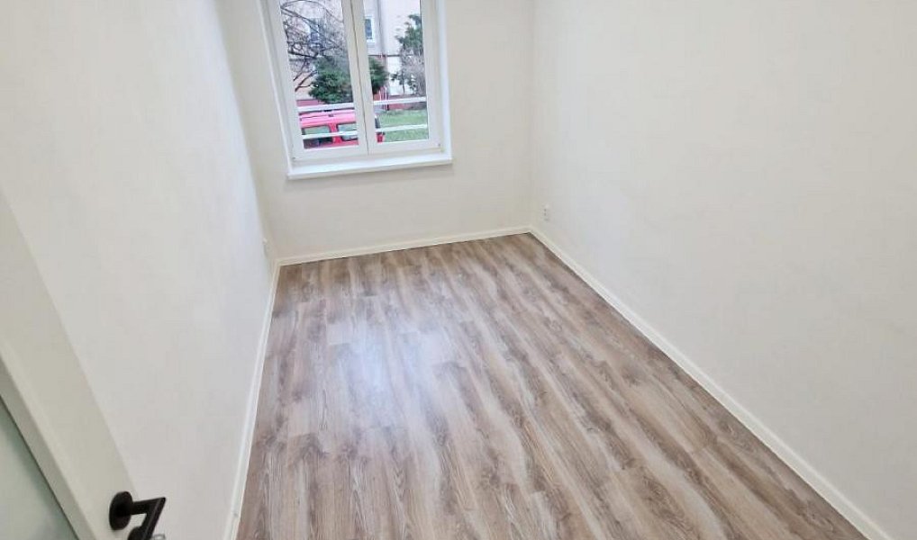 Pronájem bytu 2+1 57 m², Most – náhled fotky 3