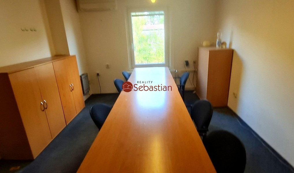 Pronájem výrobních prostor 340 m², Hradec Králové – náhled fotky 7
